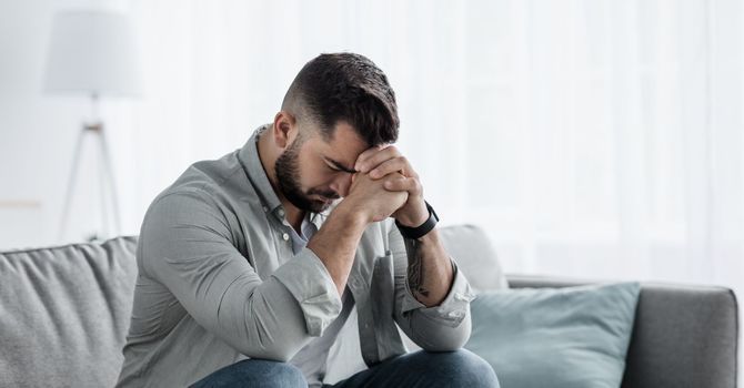 Why Do I Feel Anxious Even in a Healthy Relationship & How Can Anxiety Counselling Help